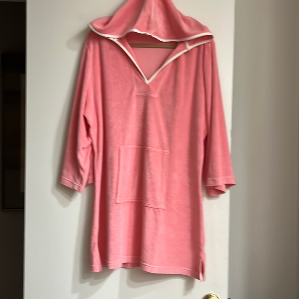 Bright Pink path &body works Hooded Beach Cover-up l/X look new